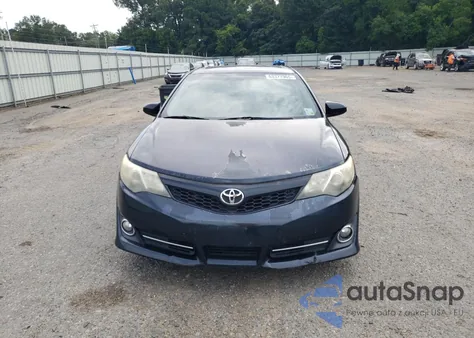 2012 Toyota Camry Base z USA, uszkodzony, nr VIN 4T1BF1FK8CU111572